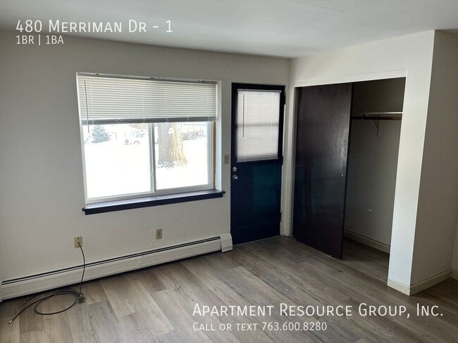 Building Photo - 480 Merriman Dr