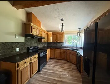 Building Photo - 3514 Joan St
