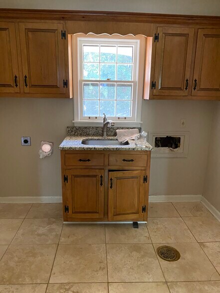 Laundry Area - 63 Shady Glen Rd