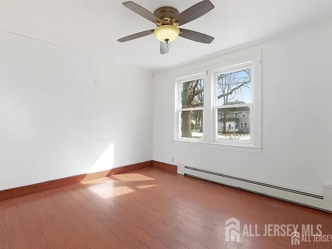 Building Photo - 25 Langley Pl
