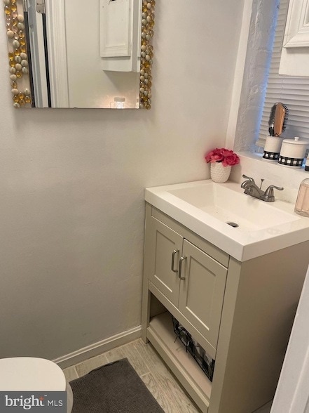 Building Photo - 703 Chetworth Pl