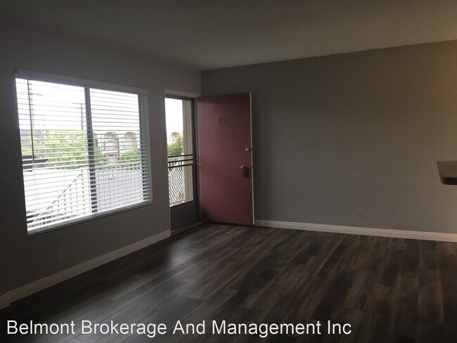 Building Photo - 445 Ximeno Ave