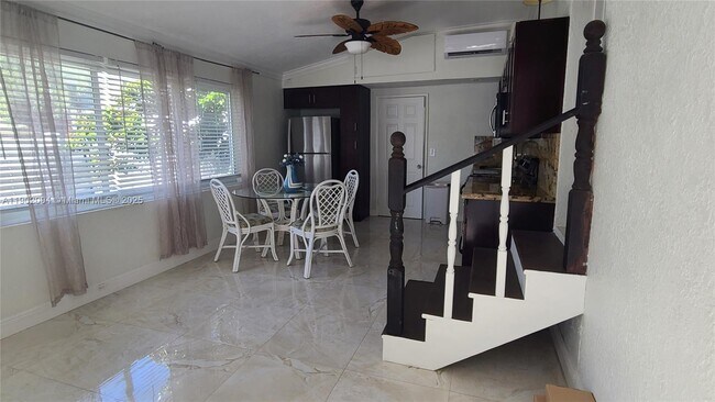 Building Photo - 3221 NE 7th St