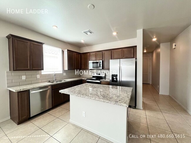 Building Photo - 17823 W Via De Luna Dr