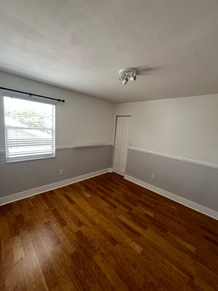 Building Photo - 9991 NW 51st Terrace