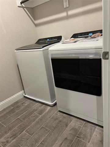 Building Photo - 6123 Blythe Dr