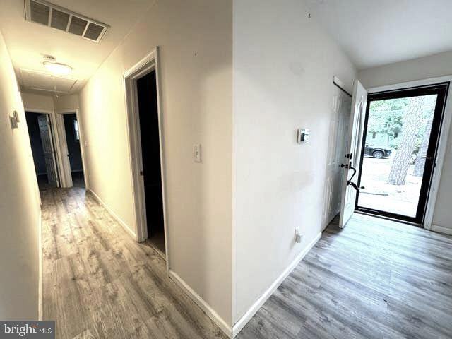 Building Photo - 204 Cheyenne Trail