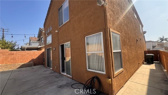 Building Photo - 815 Alpine Dr