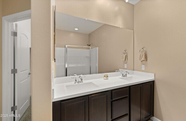 Building Photo - 9309 W Orange Dr