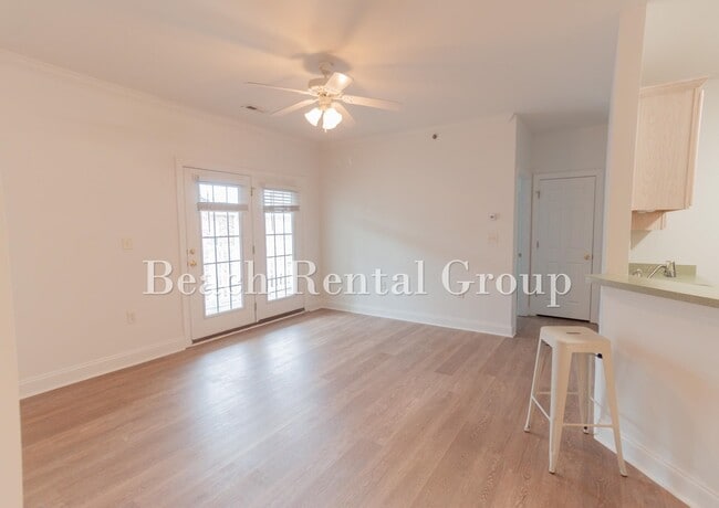 Building Photo - 2029 Silvercrest Dr