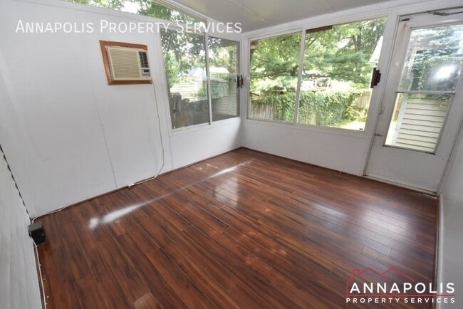 Building Photo - 7660 Fairbanks Ct