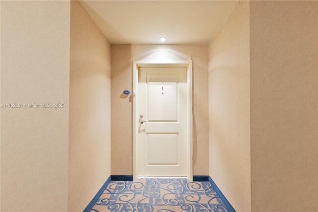 Building Photo - 7900 Harbor Island Dr