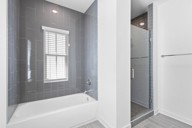 Building Photo - Best of Orange Beach - Casablanca