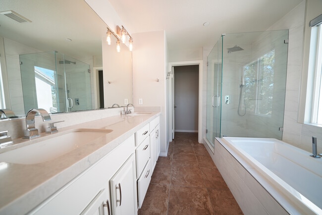 Building Photo - 28955 Buena Vista Ct