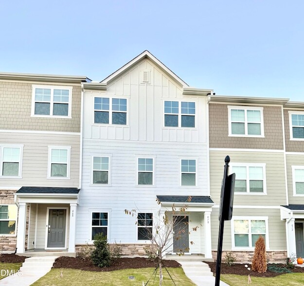 Primary Photo - 470 Carolina Spgs Blvd