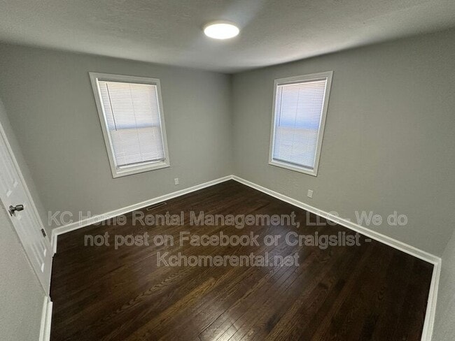 Building Photo - 8803 E 49th St