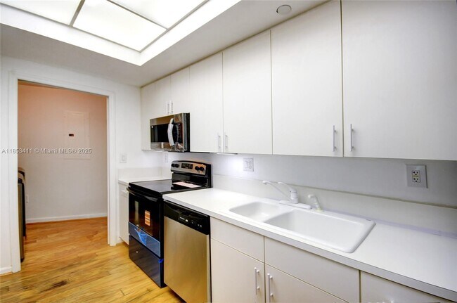 Building Photo - 9805 NW 52nd St