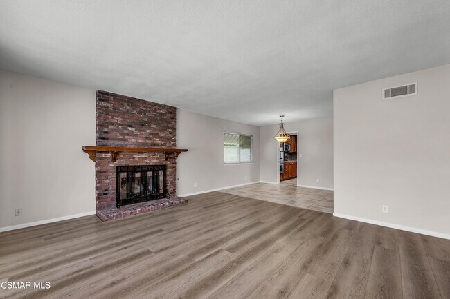 Building Photo - 418 Ramble Ridge Dr