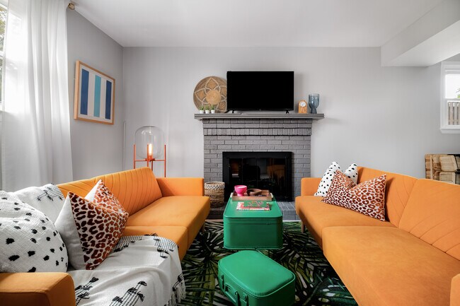 Building Photo - 4939 17th Rd N