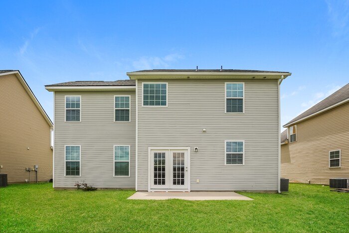 Building Photo - 535 Pleasant Side Dr