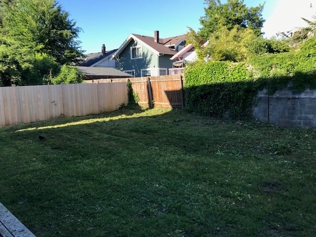 Backyard - 540 27th Ave