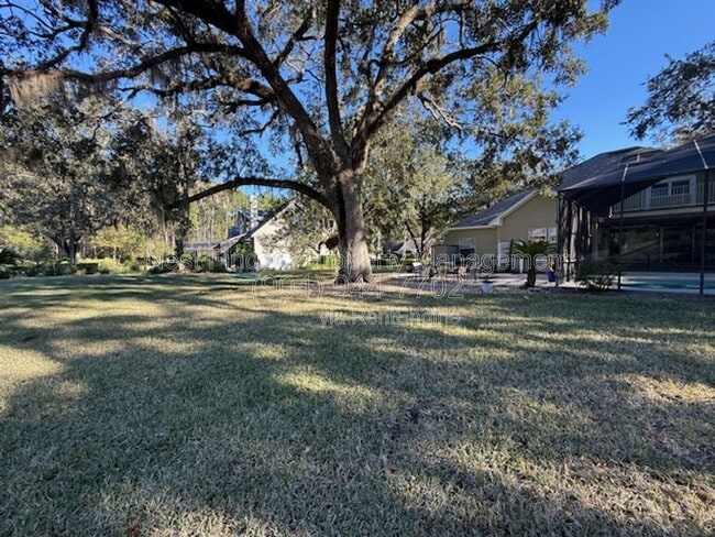 Building Photo - 424 Oak Pond Dr