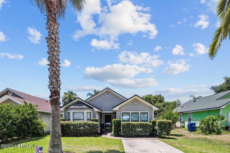 Primary Photo - 182 Cabrillo Ln
