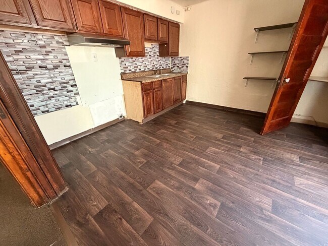 Building Photo - 3601 W Highland Blvd