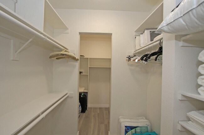 Building Photo - 40128 Baltusrol Cir