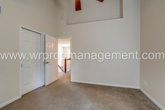 Building Photo - 4 Bed 3 Bath Home in Lambertville