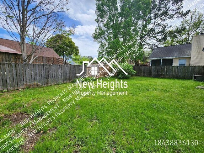 Building Photo - Traditional style home in Citadel Woods!