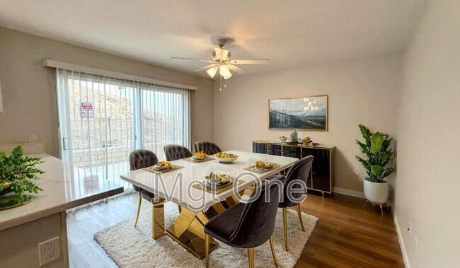 Building Photo - 1022 Blossom Hill Dr