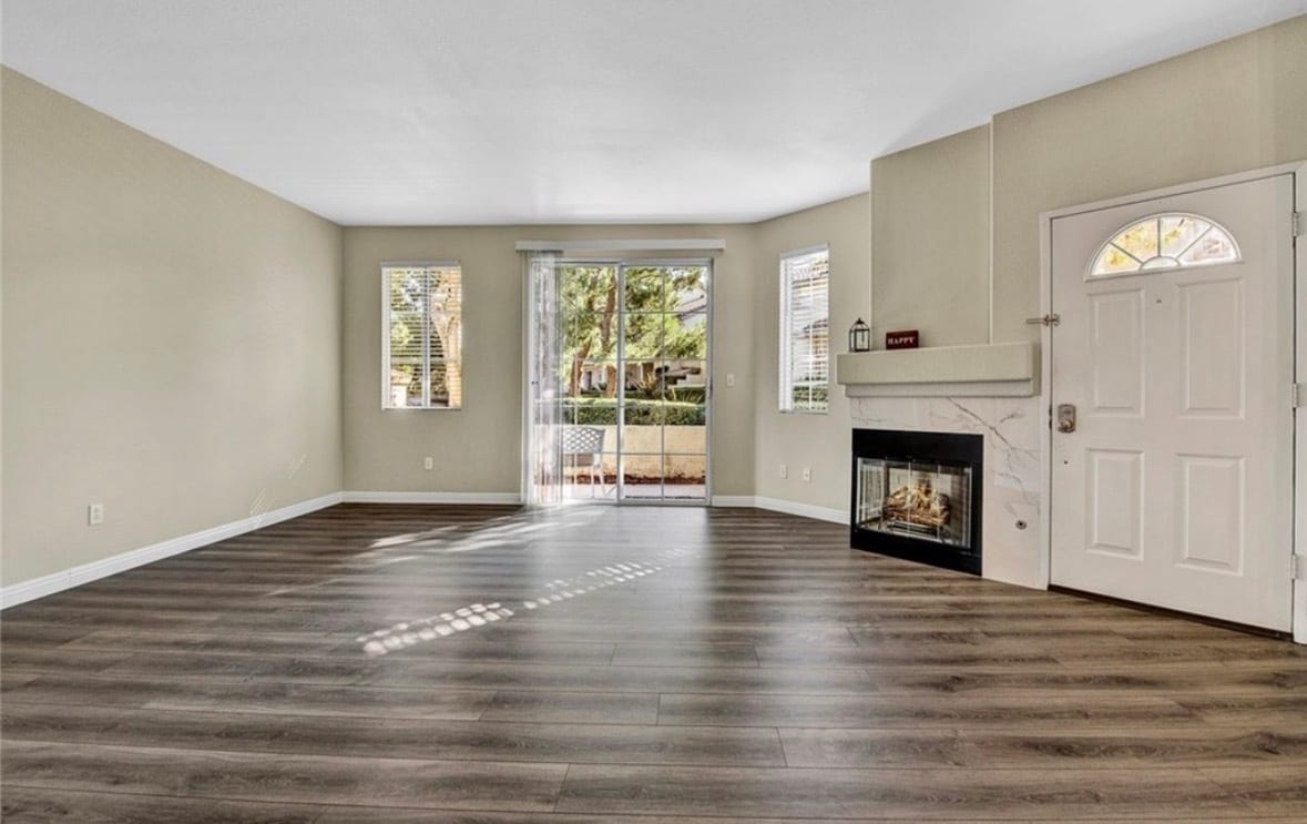 Building Photo - 8028 E Far Canyon Way