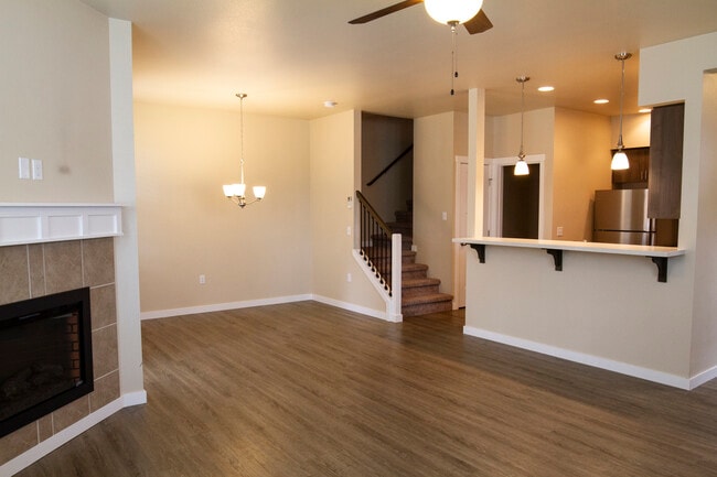 Building Photo - Hudson Heights Townhomes