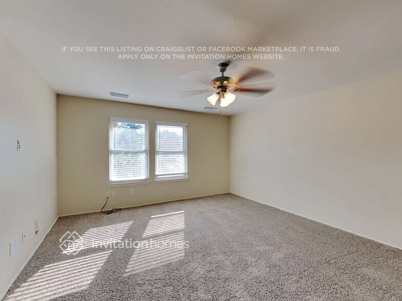 Building Photo - 14327 Heron Marsh Dr