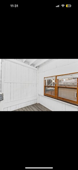 Building Photo - 1616 W Roscoe St