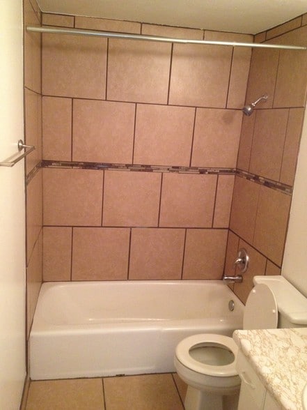 Building Photo - 3104 Hascall St