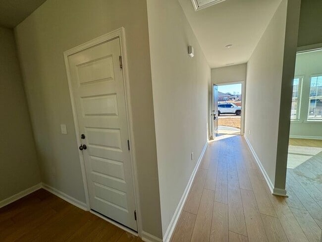 Building Photo - MOVE IN SPECIAL-NEW CONSTRUCTION-FENCED YARD