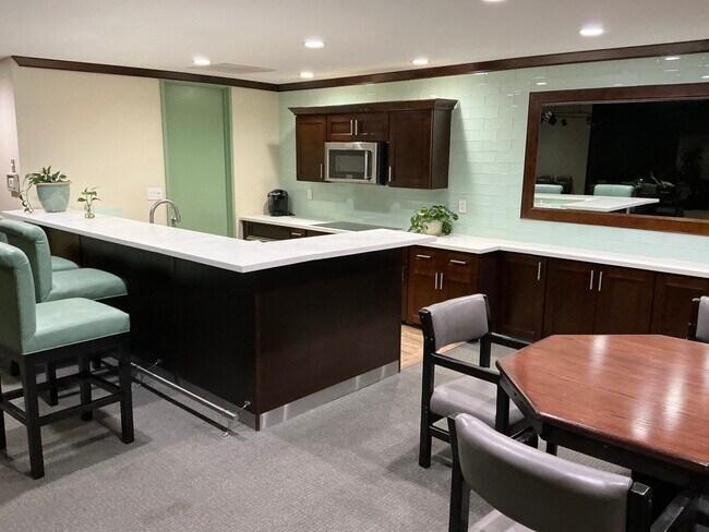 Clubhouse Kitchen - 448 N Bellflower Blvd