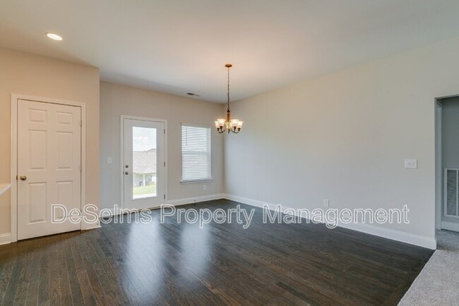 Building Photo - 127 Auxley Ct
