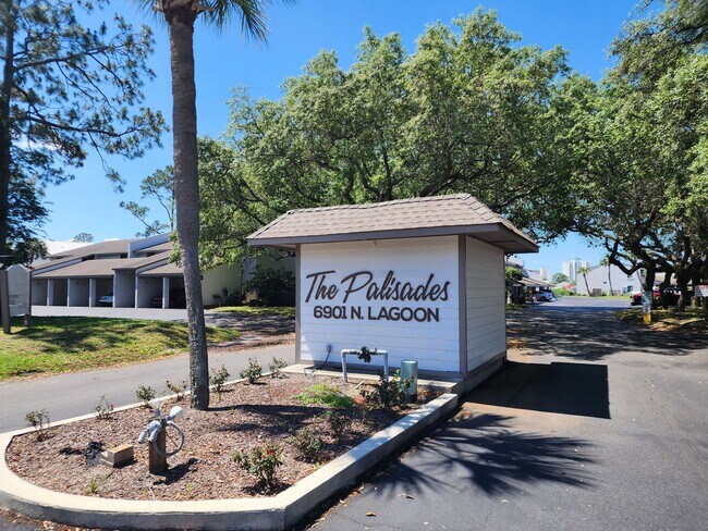 Primary Photo - Palisades