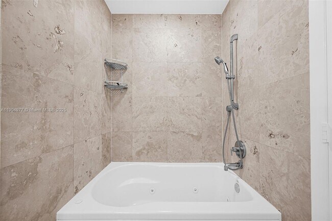 Building Photo - 41 SE 5th St