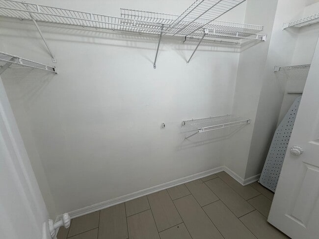 Building Photo - 3780 Amalfi Dr