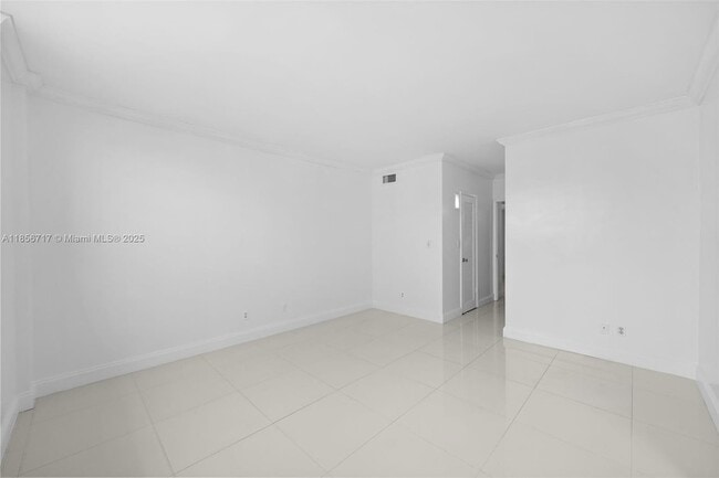 Building Photo - 19390 Collins Ave