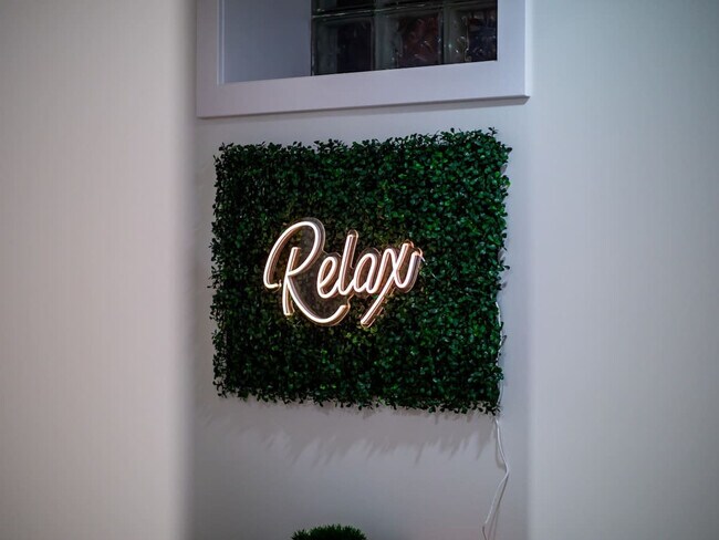 Building Photo - 4155 Ascot Ln