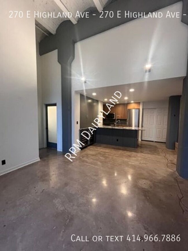 Building Photo - 270 E Highland Ave