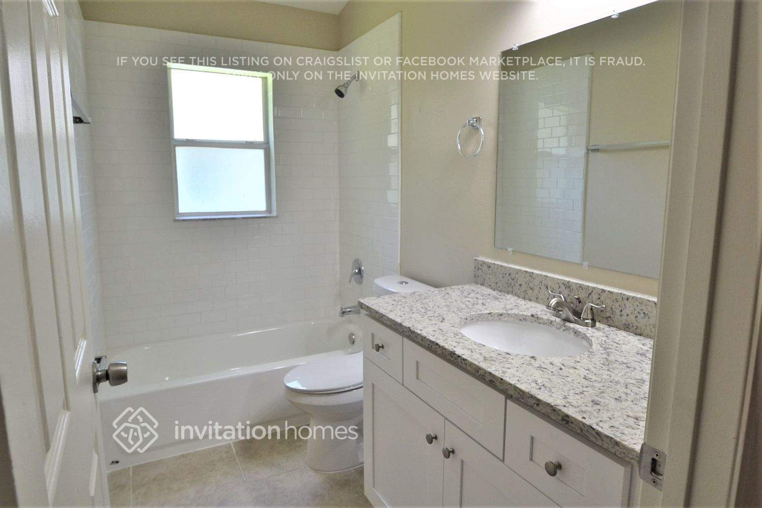 Building Photo - 657 Silver Birch Pl