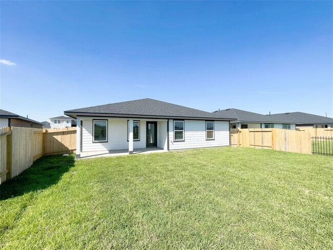 Building Photo - 28919 Yulee Mill Dr