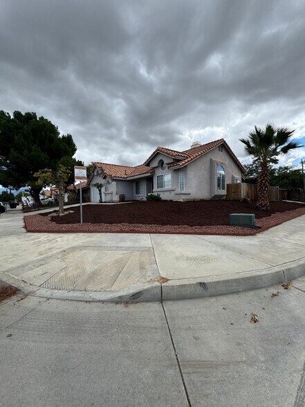 Building Photo - 1188 Don Carlos Ct