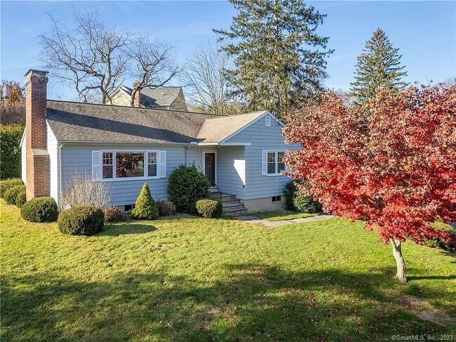 Building Photo - 5 Saviano Ln